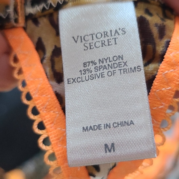 Victoria's Secret Cheetah Set - Picture 10 of 16